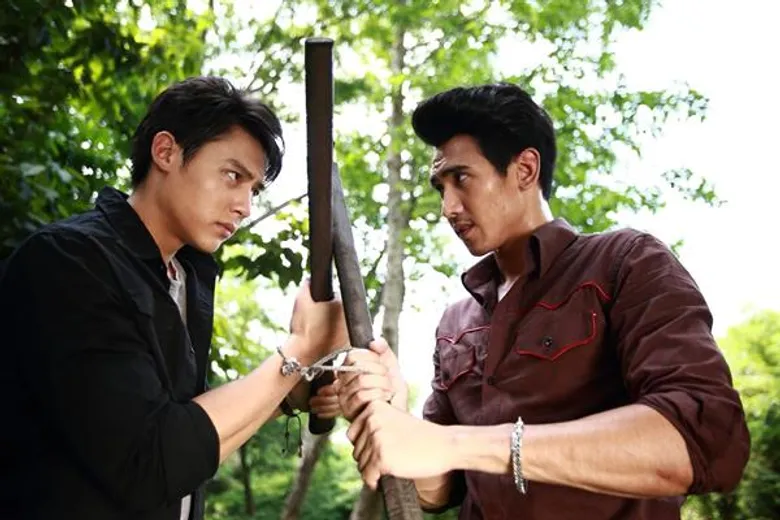 เรื่องย่อ: คมแฝก