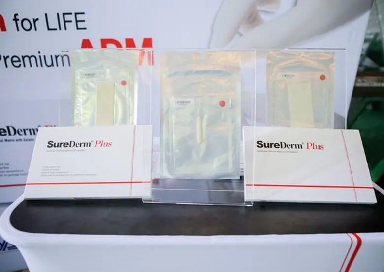 ทีแมน จับมือ ฮันส์-เกาหลีใต้ นำเข้านวัตกรรมใหม่ เนื้อเยื่อทดแทน SureDerm Plus พร้อมลุยตลาดศัลยกรรมไทย