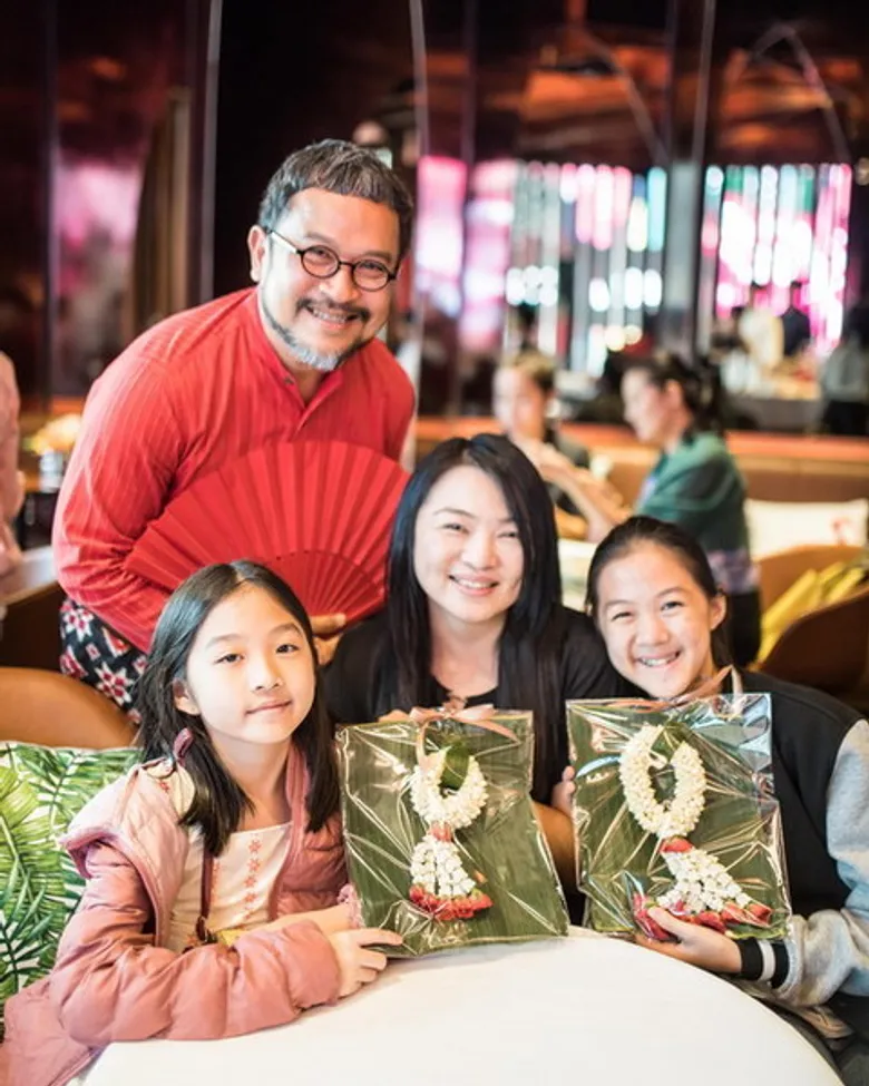 ทรูสเฟียร์ ชวนลูกค้าทรูแบล็คการ์ด ร่วมสืบสานวัฒนธรรมไทยจัดเวิร์คช้อปสุดพิเศษ “Traditional Flower Workshop” เรียนการร้อยมาลัยสุดประณีต ต้อนรับเทศกาลสงกรานต์นี้