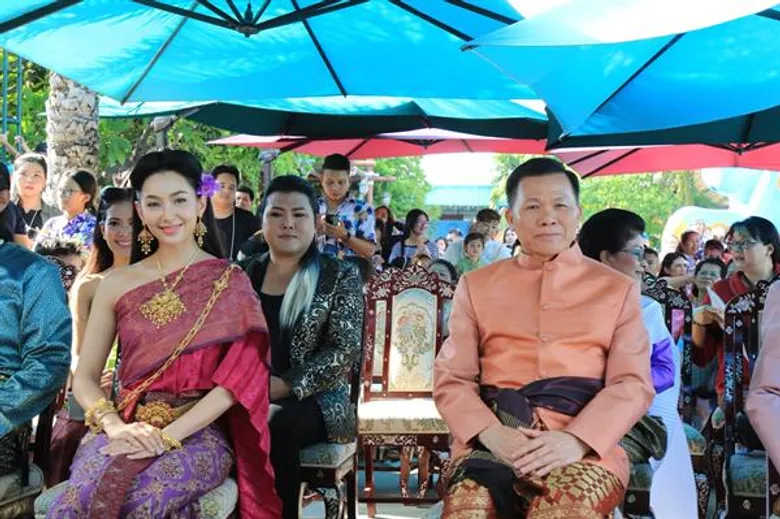 วธ.ร่วมกับชาวนนทบุรี สืบสานเทศกาลสงกรานต์ ประจำปี 2561 ชู “รดน้ำขอพร” แสดงออกถึงความรัก กตัญญูกตเวที และบุคคลที่ตนเคารพ