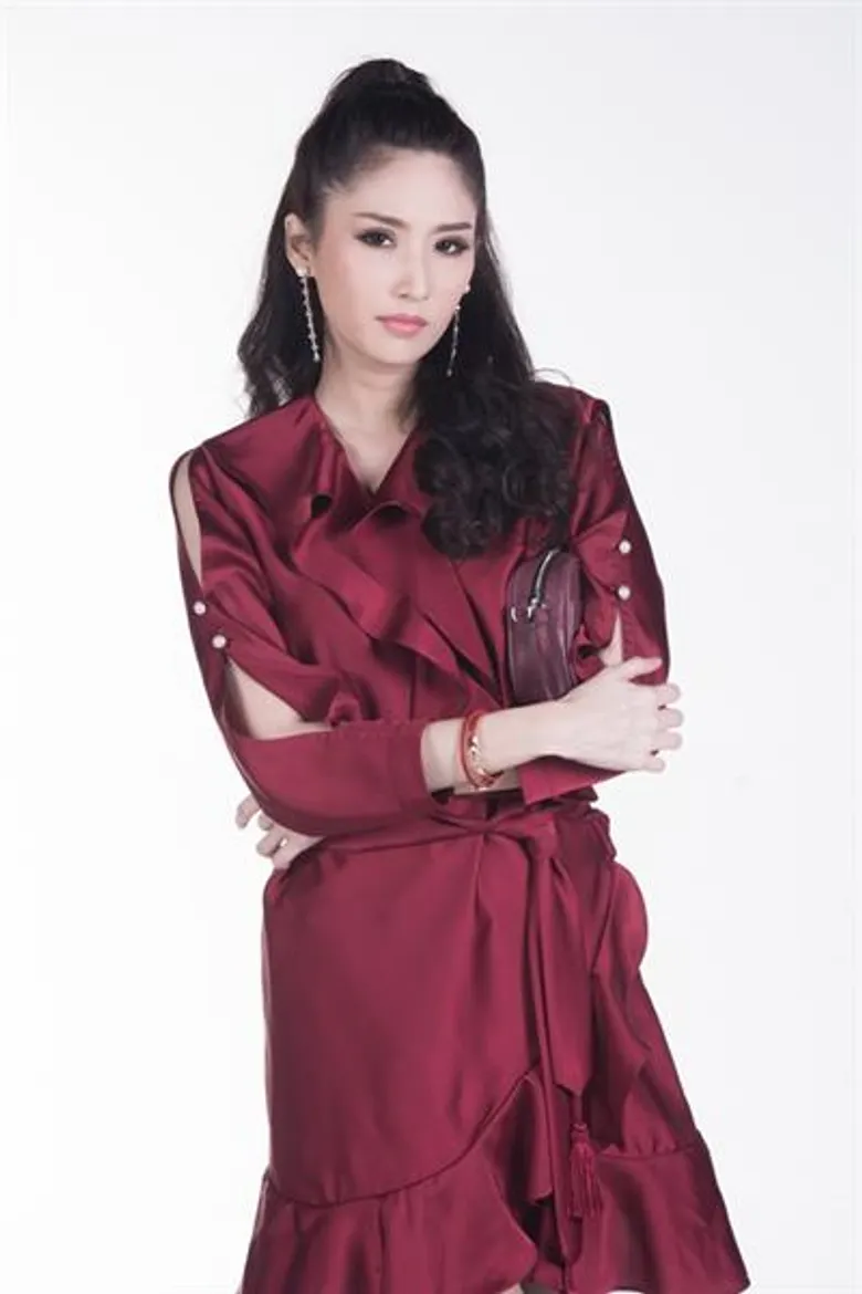 “แบงค์-มุกดา” รีเทิร์นจิ้น พร้อมเสิร์ฟความฟินใน “พันธกานต์รัก”