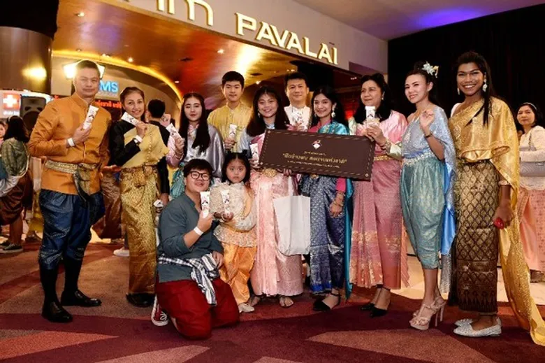 ฟินถ้วนหน้า สมชื่องาน “ฟินข้ามภพตอนจบแห่งชาติ” แฟนนมตรามะลิ ร่วมแต่งไทย ชมตอนจบ “บุพเพสันนิวาส”