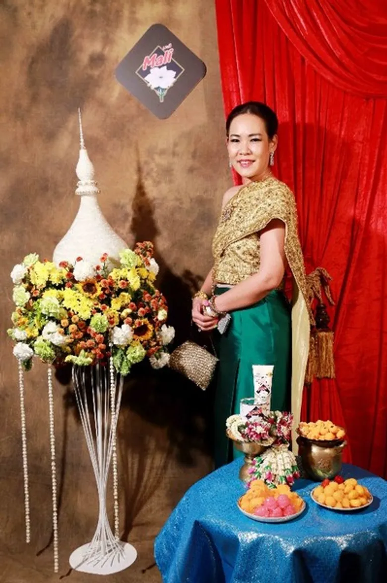 ฟินถ้วนหน้า สมชื่องาน “ฟินข้ามภพตอนจบแห่งชาติ” แฟนนมตรามะลิ ร่วมแต่งไทย ชมตอนจบ “บุพเพสันนิวาส”