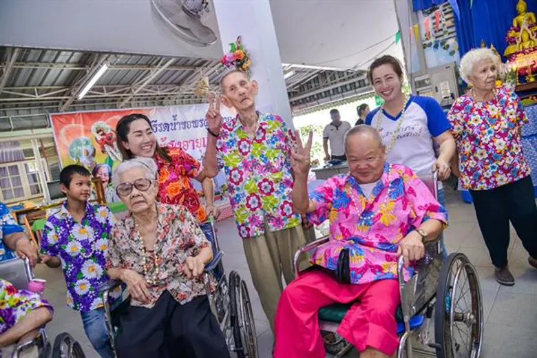 “เส้นหมี่อบแห้งไวไว” จัด CSR เติมเต็มความสุขสุดหัวใจ ในกิจกรรม “สานใจผู้สูงวัย.....สานสายใยไม่ขาดตอน”