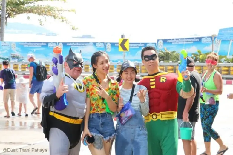 ภาพข่าว: โรงแรมดุสิตธานี พัทยาร่วมเทศกาลสงกรานต์ “วันไหล” พัทยา