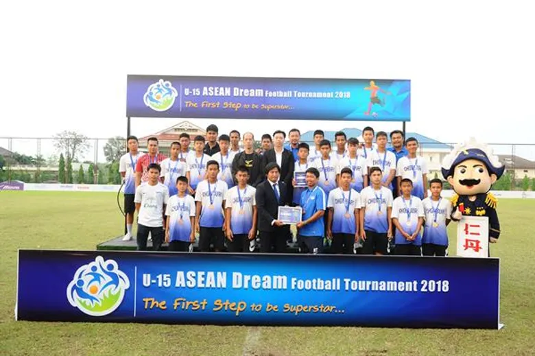 สุดเจ๋ง 2 เยาวชนไทยคว้าชัยศึกฟุตบอลเยาวชนนานาชาติ2018 บินตรงลับฝีเท้ากับสโมสรชั้นนำของเจ-ลีก