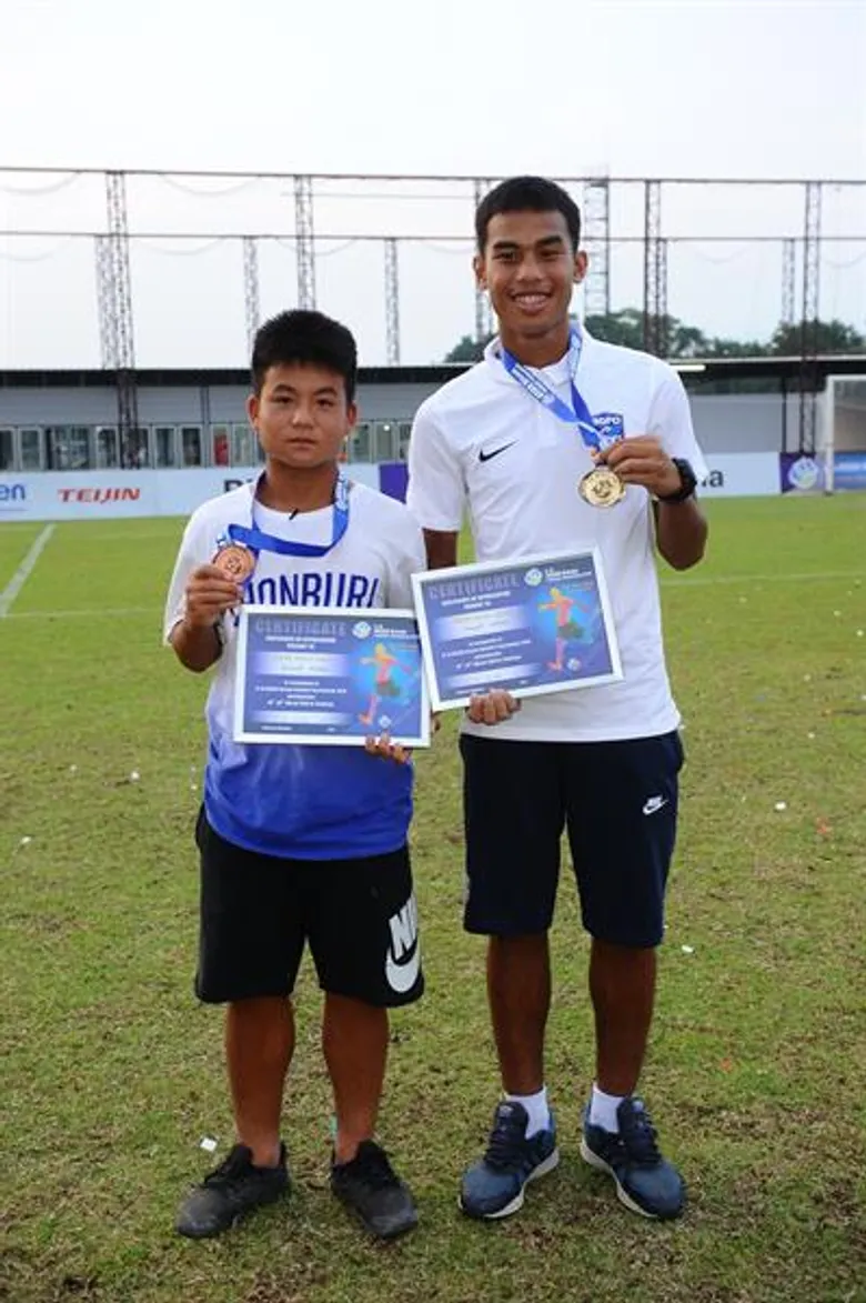 สุดเจ๋ง 2 เยาวชนไทยคว้าชัยศึกฟุตบอลเยาวชนนานาชาติ2018 บินตรงลับฝีเท้ากับสโมสรชั้นนำของเจ-ลีก