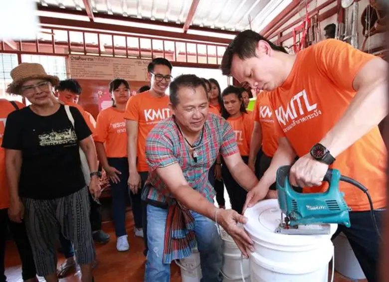 สจล. ชู “ลาดกระบังโมเดล” ลุยนำร่องจิตอาสาพัฒนาชุมชนหัวตะเข้ ตามรอยพระราชดำริ ร.10 สู่การเป็นชุมชนน่าอยู่ พร้อมมุ่งขยายโมเดลสู่มหา’ลัยทั่วไทย