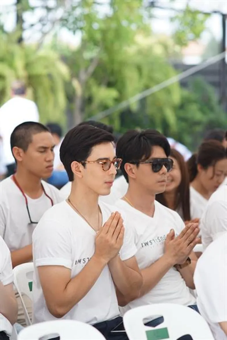 “แบร์เคฟ” ผู้ผลิตซีรีส์รายใหม่ จับมือ “LINE TV” บวงสรวง 4 เรื่องรวด ย้ำเน้น แตกต่าง สด ใหม่ !