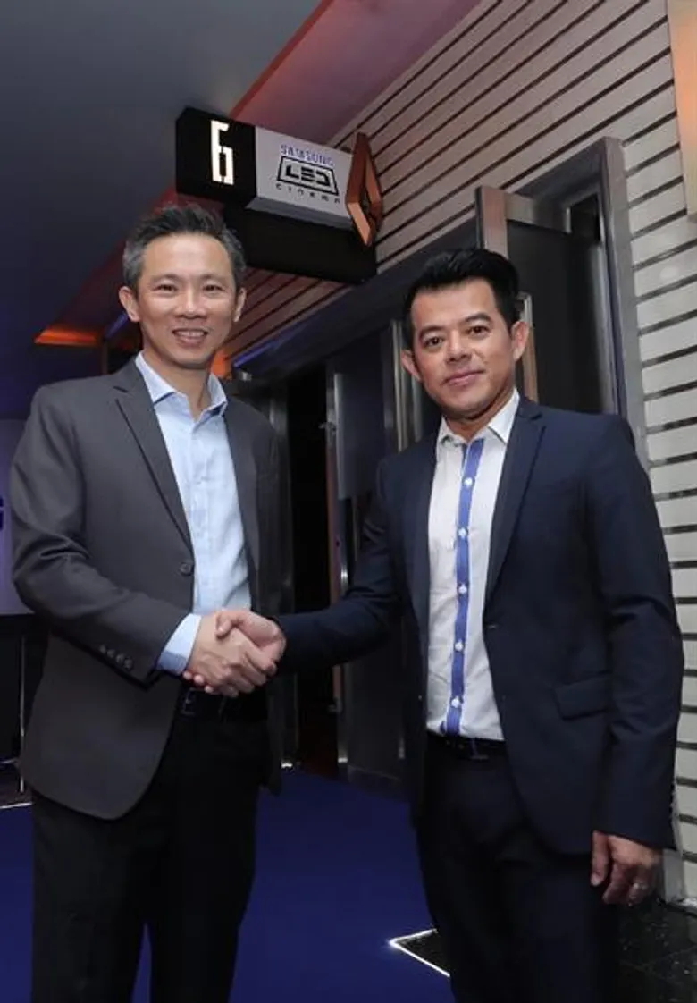เมเจอร์ ซีนีเพล็กซ์ กรุ้ป ผนึกกำลัง “ซัมซุง” ย้ำความเป็นผู้นำ เปิดนวัตกรรมความบันเทิงใหม่ล่าสุดของโลกกับ “โรงภาพยนตร์ SAMSUNG LED CINEMA” แห่งแรกของเอเชียตะวันออกเฉียงใต้ แห่งที่สองของโลก พร้อมให้บริการแล้วที่ พารากอน ซีนีเพล็กซ์