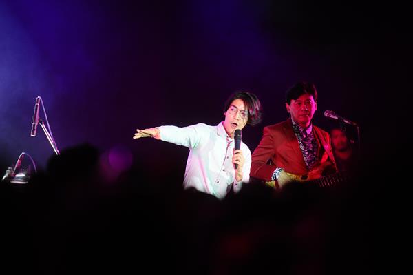 ดีต่อใจชาวอีดีเอสทุกยุคที่นัดกันมาออกสเต็ปบัมฟ์!! ย้อนวันไปมันสนั่นฟลอร์ใน"Bump The Return"