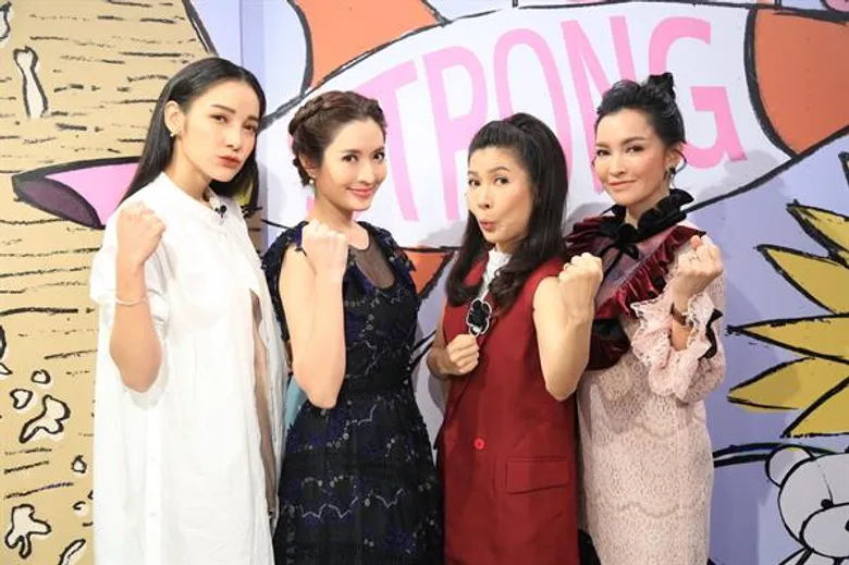 “แอฟ - ทักษอร” เปิดซิง!! งานพิธีกร 'แชร์ข่าวสาวสตรอง’ ประกบ “แพท - ตุ๊ยตุ่ย - ปุ้ย” ลงจอ 'ไทยรัฐทีวี’
