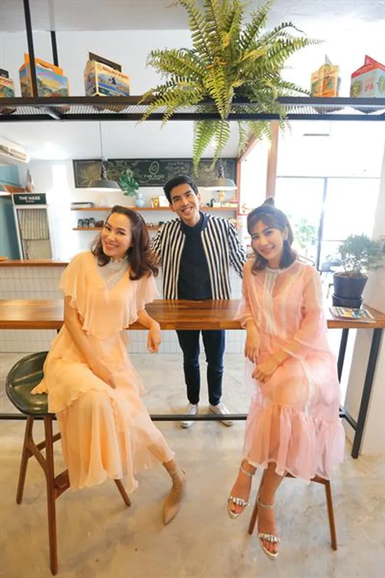 “เปรี้ยวปาก เช็คอิน” ฉลองยิ่งใหญ่ครบรอบ 14 ปี จัดงาน “เปรี้ยวปาก Festival 2018” รวมกว่า 50 ร้านอร่อย ตามรอยรายการเปรี้ยวปาก มาไว้ที่ลานเซ็นทรัลเวิลด์ นำทัพโดย 3 พิธีกรสุดซี้ 'เต๋อ – จอย – อร’ และศิลปินอื่นๆ อีกเพียบ !