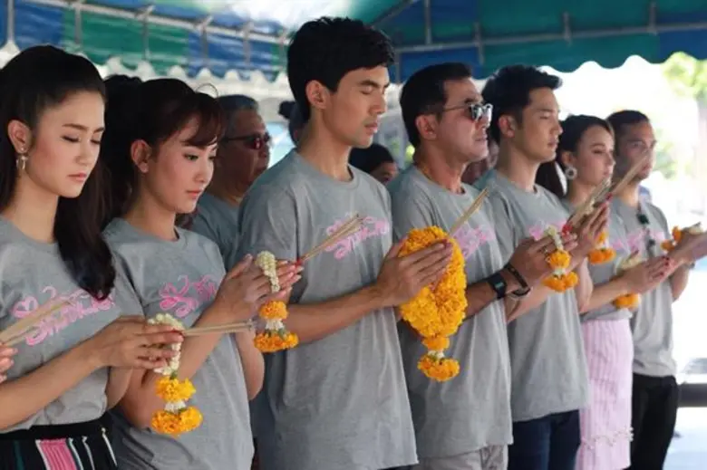 “นก- สินจัย เปล่งพานิช” จับคู่ขวัญ คู่ใหม่ ประชันฝีมือครั้งแรก “แต้ว-ณฐพร” ประกบ “เต๋อ-ฉันทวิชช์” เตรียมสร้างความฮา ในละคร “รักจังเอย”