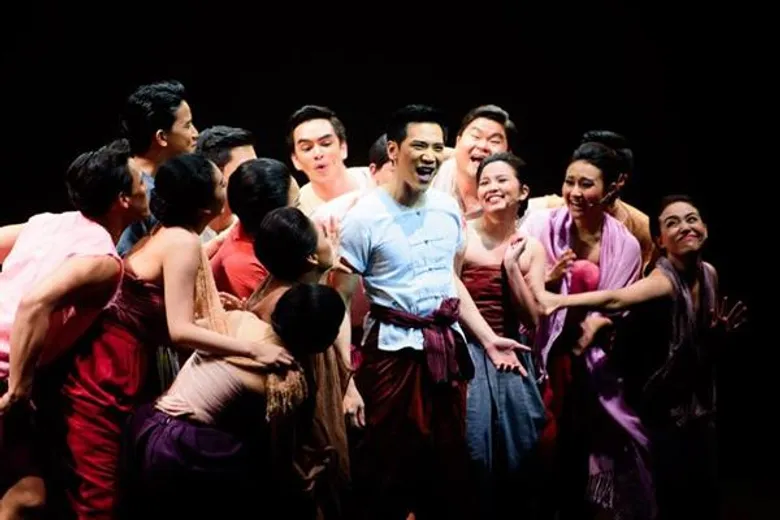 “โหมโรง เดอะมิวสิคัล” ละครเวทีสุดยิ่งใหญ่แห่งปี ทำผู้ชมน้ำตาท่วมเวที ซาบซึ้ง อิ่มเอมใจ สนุกครบรส