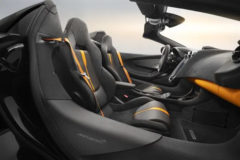 ใหม่ล่าสุด แมคลาเรน นำเสนอแพ็คเกจตกแต่งรถ 570S Spider Design Edition กับ 5 สไตล์ที่แตกต่างโดยทีมนักออกแบบมือฉมังของแมคลาเรน
