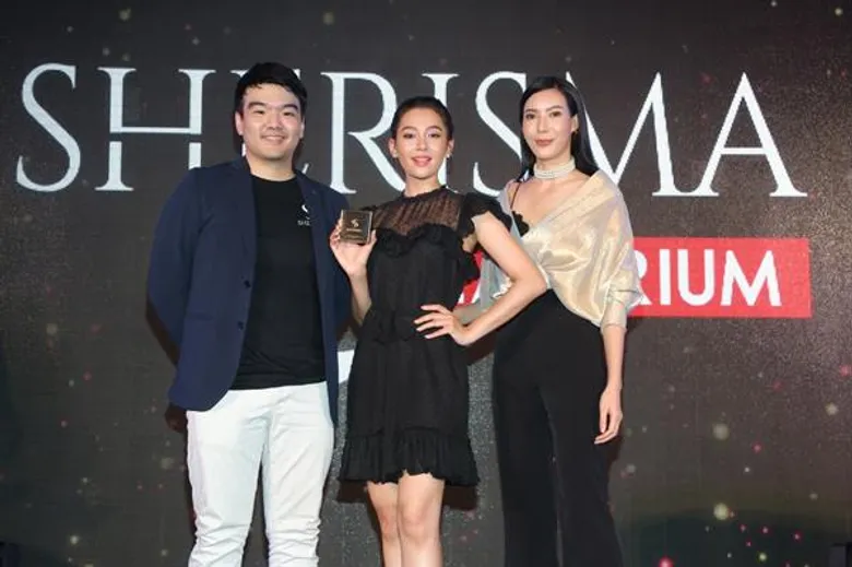 Sherisma ร่วมกับ BEAUTRIUM คว้า “เบลล่า-ราณี” ขึ้นแท่นพรีเซนเตอร์ "Sherisma แป้งเชอร์ริสม่าตลับเดียว...ที่เบลล่าเลือก"