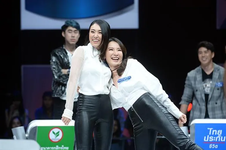 ทีวีไกด์: รายการ "ตกสิบหยิบล้าน" “เบลล์ – หว่าหวา” ใช้ประโยชน์จากความซี้มากกว่า 20 ปี!!! ควงคู่แข่งเกมทายใจ ใน ตกสิบหยิบล้านฯ ตอนพิเศษ “เพื่อนซี้ที่รู้ใจ”