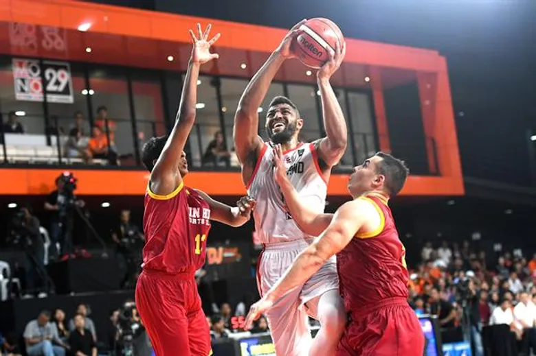 “FIBA Asia Champions Cup 2108 SEABA Qualifier” ทีมโมโนแวมไพร์ (ไทย) ชนะ ทีม xin hua (สิงคโปร์) ด้วยสกอร์ 77 : 40 คะแนน ณ Stadium 29 (สนามสเตเดียม29) ถนนชัยพฤกษ์