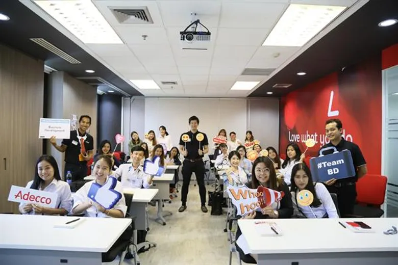 อเด็คโก้เปิดบ้านให้นักศึกษากว่า 7,000 คนทดลองทำงานจริง หวังช่วยให้คนรุ่นใหม่พบอาชีพที่ใช่