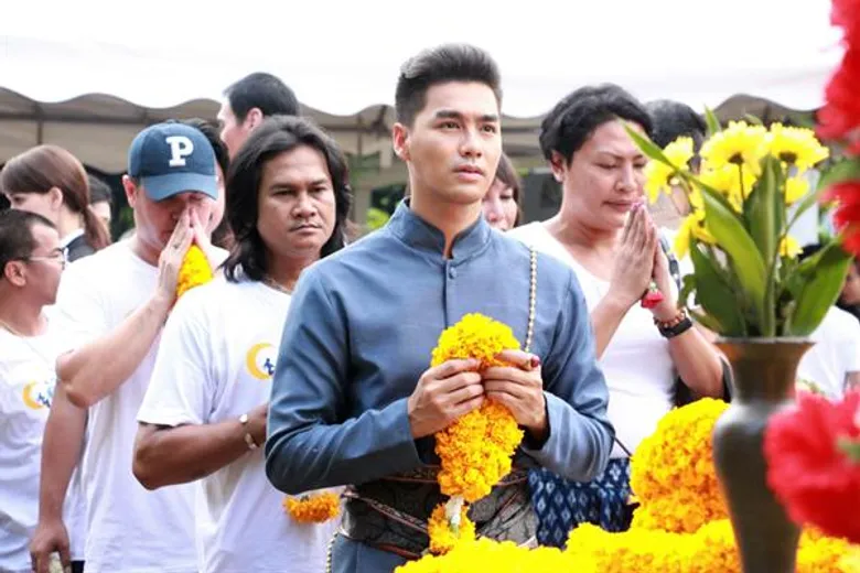 “อาหลอง กรุ๊ป” ได้ฤกษ์บวงสรวงละครน้ำ ดี “ลิขิตแห่งจันทร์”