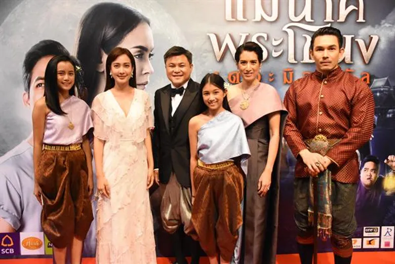 รอบปฐมทัศน์ “แม่นาคพระโขนง เดอะมิวสิคัล” “นัท-ตู่” ท็อปฟอร์ม “เซเลบ-ดารา” กรี๊ดสนั่นโรงละคร!!