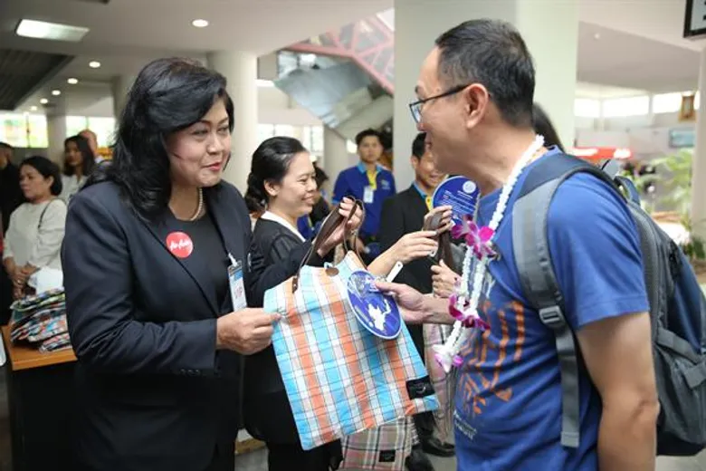 แอร์เอเชีย เปิดบินปฐมฤกษ์ “หัวหิน-กัวลาลัมเปอร์” 18 พ.ค.61 ต้อนรับอบอุ่น บินสะดวก 4 เที่ยวบินต่อสัปดาห์