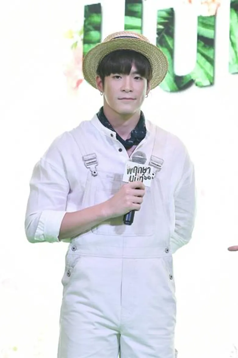 “อาเล็ก”ร่วมงาน“พฤกษานนท์ 61”ตระการตาพันธุ์ไม้แห่งปี