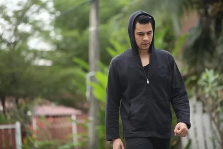 ดราม่าจัดเต็ม!!! ซี-ศิวัฒน์ น้ำตาคลอเบ้า แอบดูแม่ ยุ้ย-จีรนันท์ ย่องเข้าบ้าน คมน์ สรคุปต์