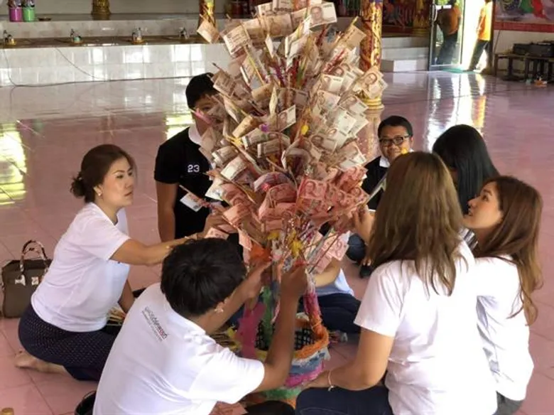 มูลนิธิเวิร์คพอยท์และฝ่ายข่าวฯ ร่วมทอดผ้าป่าสามัคคี