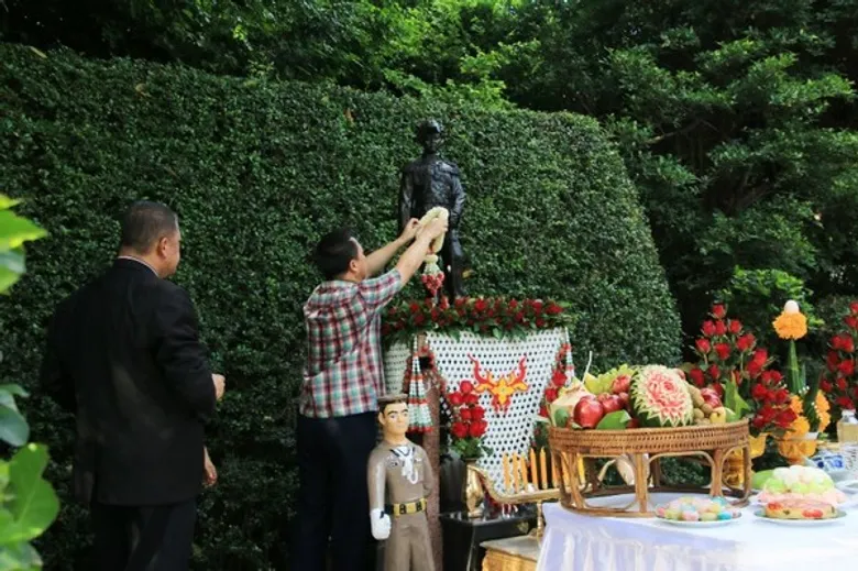 โรงแรมดุสิตธานี พัทยา น้อมรำลึกวันอาภากร