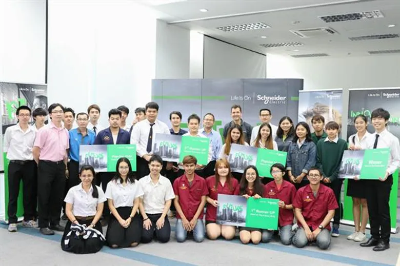 วิศวลาดกระบัง คว้ารางวัลชนะเลิศและ Popular Voteการแข่งขัน Plant for the Future 2018