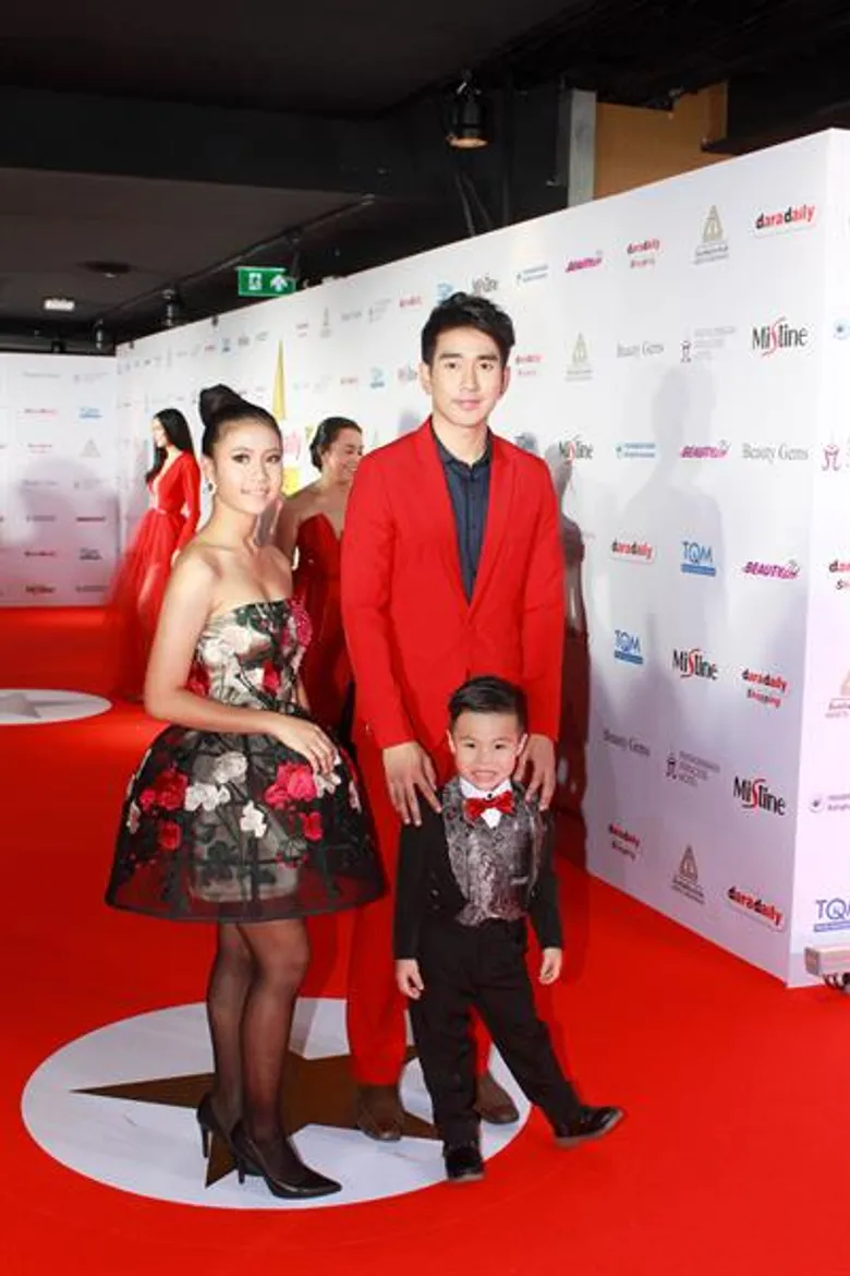 แซ่บไม่แพ้รุ่นใหญ่ เหล่านักแสดงจิ๋วร่วมเฉิดฉายพรมแดง Daradaily Awards ครั้งที่ 7