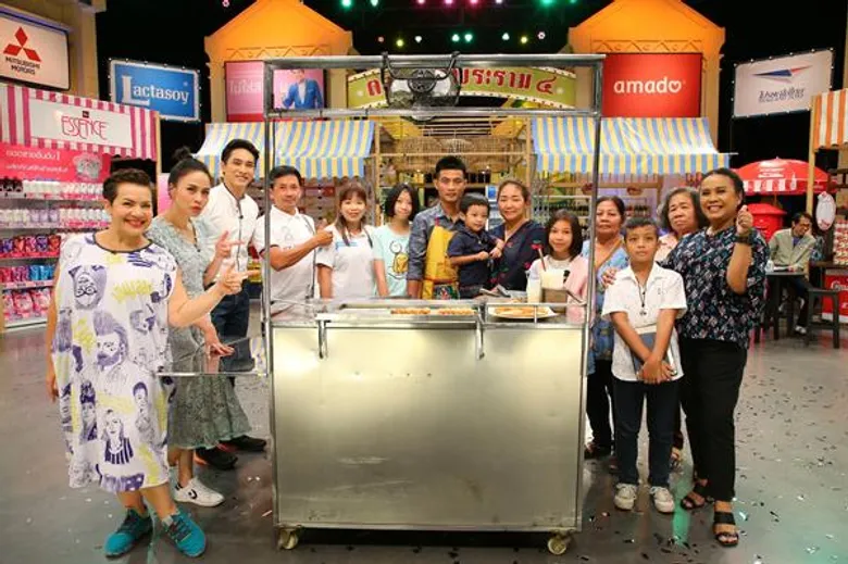 ทีวีไกด์: รายการ “ตลาดสดพระราม ๔” “หมอก้อง” สลัดภาพนักบู๊!! โชว์ฝีมือทำขนมโตเกียวกรอบ