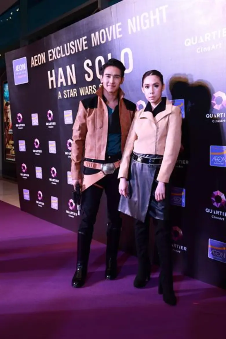 เมเจอร์ ซีนีเพล็กซ์ และ อิออน ธนสินทรัพย์ (ไทยแลนด์) ชวนบรรดาเซเลบริตี้แฟนพันธุ์แท้สตาร์ วอร์ส ทะยานสู่กาแล็กซีไปกับ HAN SOLO ในงาน AEON Exclusive Movie Night “HAN SOLO A Star Wars Story”