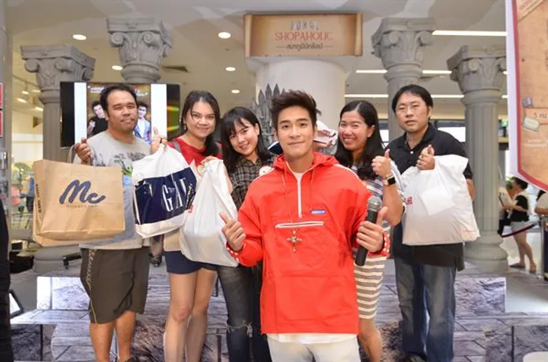 ลุ้นร่วมกิจกรรมสุดมันส์ กับ 10 ดาราสุดฮอต ในงาน “เมกา ช้อปอะฮอลิค ตอน มันนี่ แคช อัพ” ที่ศูนย์การค้าเมกาบางนา ตั้งแต่วันนี้ – 25 กรกฏาคมนี้