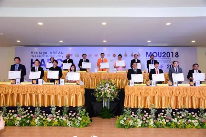 สจล. ผนึกสถาบันการศึกษาไทย เตรียมยกระดับ “สุโขทัย ศรีสัชนาลัย กำแพงเพชร” ชูโมเดล “เฮอริเทจซิตี้” นำองค์ความรู้และนวัตกรรม ยกระดับคุณภาพชีวิต เพิ่มรายได้การท่องเที่ยวในพื้นที่