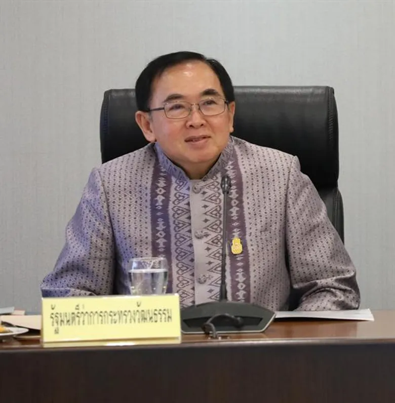 บอร์ดอำนวยการจัดงานรำลึก 250 ปี กรุงธนบุรี เห็นชอบจัดนิทรรศการ “250 ปี ธนบุรีรำลึก” จัดพิมพ์หนังสือที่ระลึก 2 รายการ พร้อมทำเป็นอี-บุ๊คเผยแพร่ความรู้สู่ประชาชน