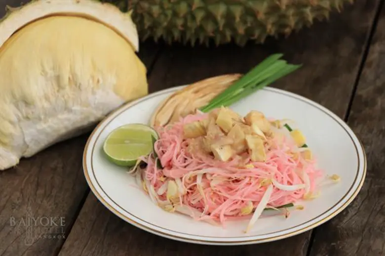 “หมี่กะทิทุเรียน” ความอร่อยที่ห้ามพลาด!  เฉพาะช่วงทุเรียน ฟีเว่อร์เท่านั้น ที่ฟรุต คอร์ท ชั้น 18 โรงแรมใบหยกสกาย