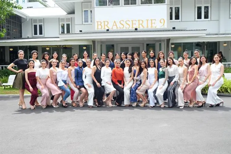 40 สาวงามมิสยูนิเวิร์สไทยแลนด์ 2018 ปฐมนิเทศและเรียนทำอาหารประเดิม เก็บตัวทำกิจกรรมวันแรกใน กทม.