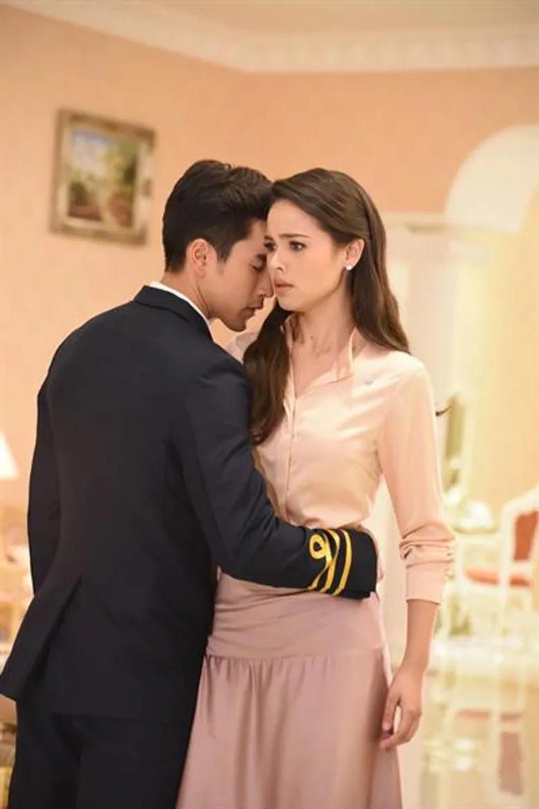 “แบร์รี่” กอดเว้าวอน “ญาญ่า” ขออยู่ปกป้อง ไม่ยอมกลับ