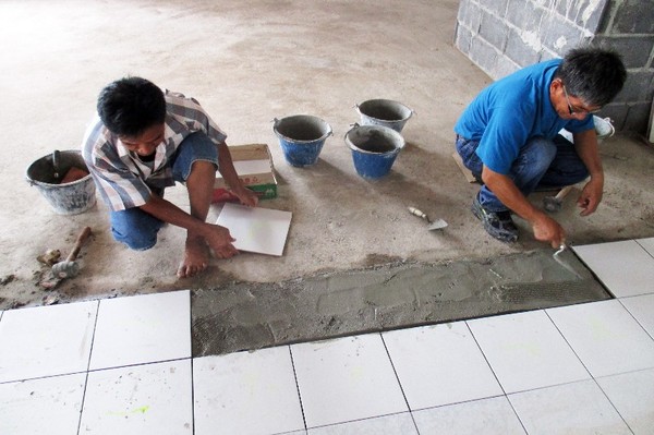 โสสุโก้ ร่วมสนับสนุนกระเบื้องเพื่อพัฒนาฝีมือแรงงาน