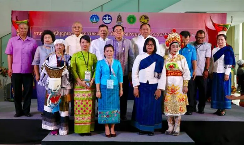 วธ. ผนึกกำลังจังหวัดเลย ภาครัฐ เอกชน เครือข่ายด้านวัฒนธรรม สืบทอด“ประเพณีบุญหลวงและการละเล่นผีตาโขน” 5 ชาติร่วมโชว์ มหกรรมหน้ากากนานาชาติ ปี 61 วันที่ 16 – 18 มิ.ย.นี้