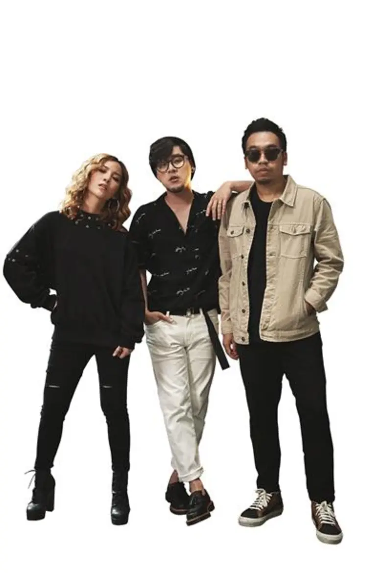 เปิดยิ่งใหญ่บนทำเลศักยภาพ “ศูนย์การค้าโรบินสันไลฟ์สไตล์ ชลบุรี”  เดสติเนชั่นแห่งใหม่ ใจกลางนิคมอุตสาหกรรมอมตะนคร ที่ครบทุกไลฟ์สไตล์ทั้ง 'กิน – ช็อป – เที่ยว’ พร้อมผลักดันสู่การเป็นศูนย์กลางแหล่งช้อปปิ้ง พักผ่อน และพบปะของชุมชนในอนาคต พบกัน 27 มิถุนายนนี้!