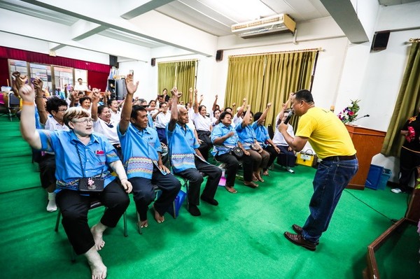 ราชภัฏโคราช จับมือ เทศบาลโนนไทย ส่งมอบความสุข สร้างรอยยิ้มให้ สว.วัยเก๋า
