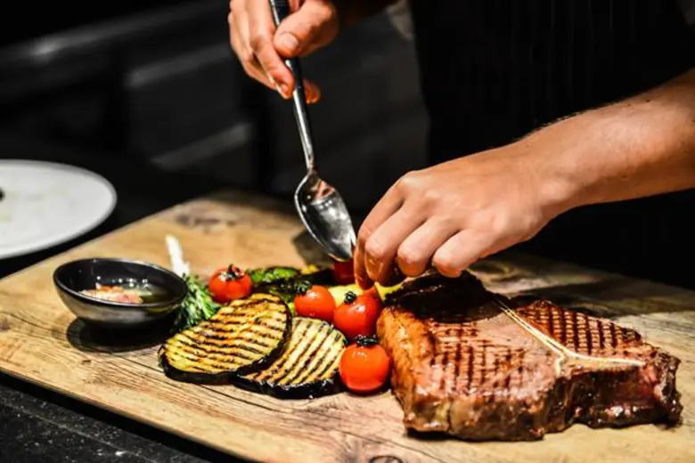 The Hunt for the 13 Best Restaurants in Ratchaprasong District, Recommended by the Michelin Guide