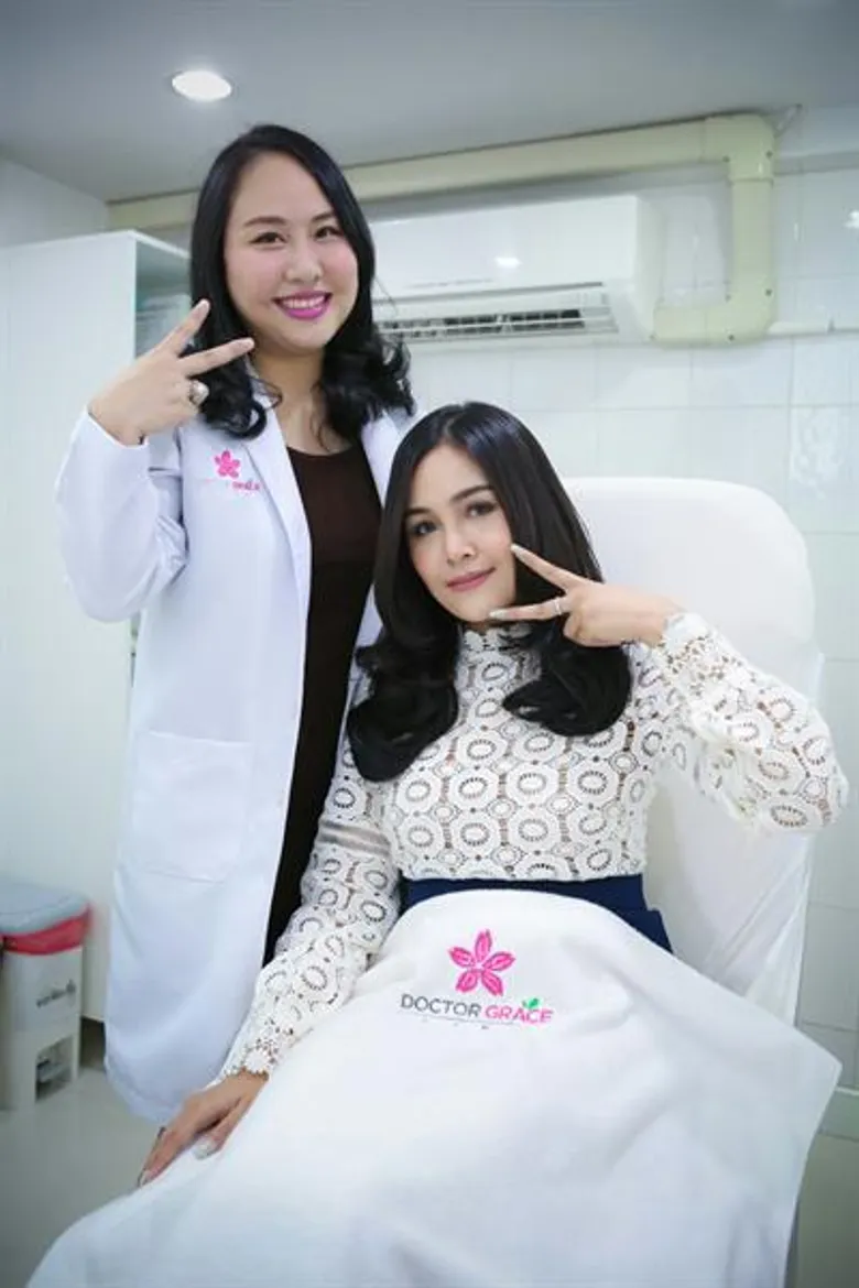 สวยแบบธรรมชาติสไตล์ “หมอเกรซ” เทรนด์ใหม่..หน้าสวย หุ่นดี ไม่ต้องศัลยกรรม