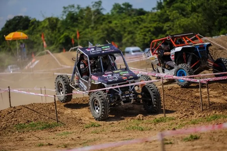 เปิดฉากดุเดือดสนามแรกการแข่งขันรถยนต์ออฟโรด Number Nine Racing Team เดือดเกียร์ระเบิดรอบชิง