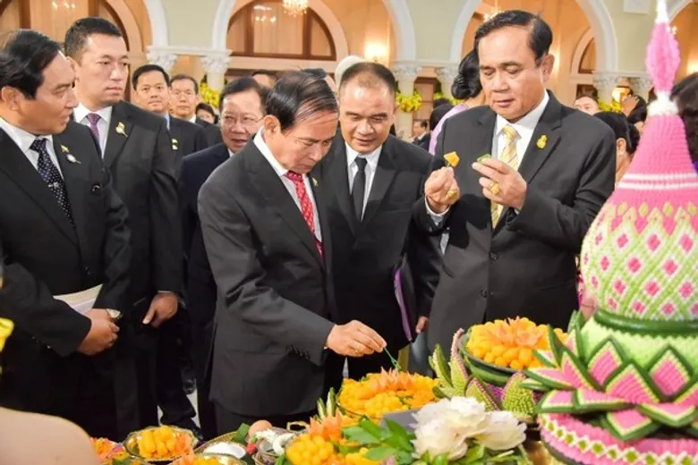 ราชมงคลพระนคร โชว์หัตถกรรมไทย ต้อนรับประธานาธิบดีฯ