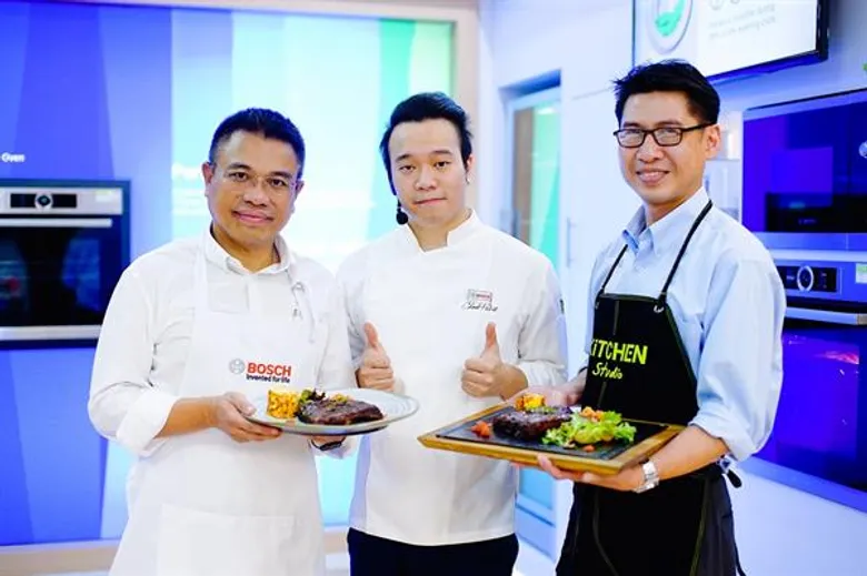 บีเอสเอช ร่วมกับ บุญถาวร เปิด Bosch Shop เสริมแกร่งช่องทางจัดจำหน่ายเครื่องใช้ไฟฟ้า จับลูกค้าย่านเกษตรนวมินทร์ ในงานมี เชฟจอม (จากรายการ Kitchen War) ร่วมกิจกรรมปรุงอาหารเมนูพิเศษ